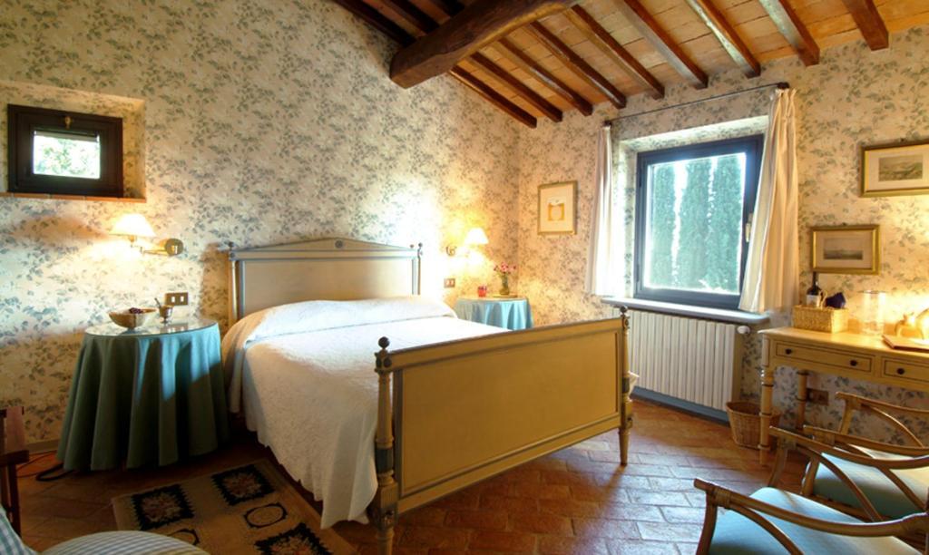 Il Borghetto Country Inn Сан-Кашиано-ин-Валь-ди-Пеза Номер фото