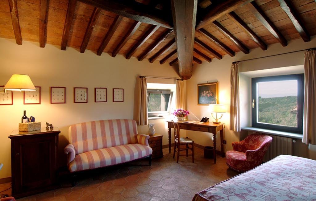 Il Borghetto Country Inn Сан-Кашиано-ин-Валь-ди-Пеза Номер фото